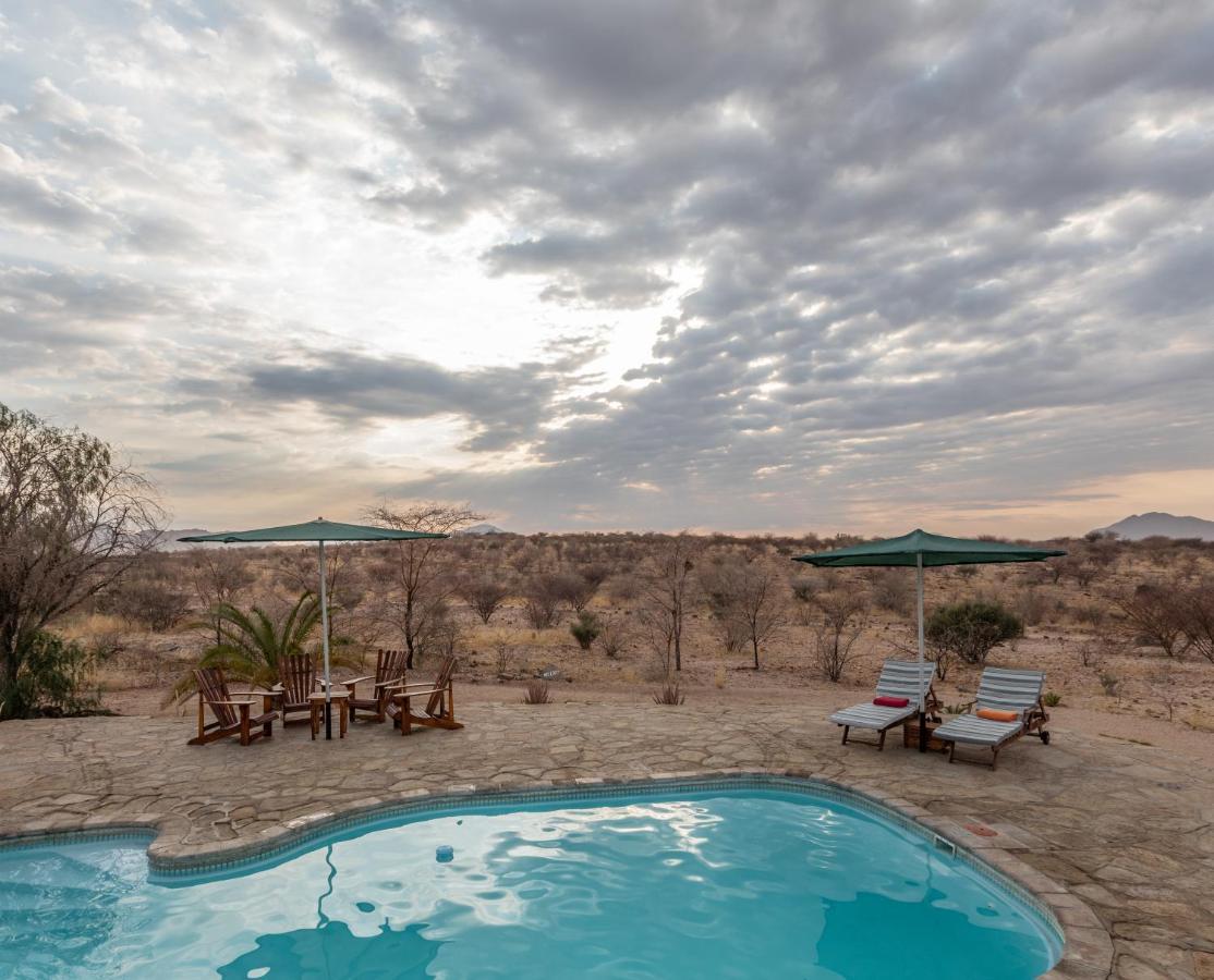 Hohenstein Lodge Usakos Экстерьер фото
