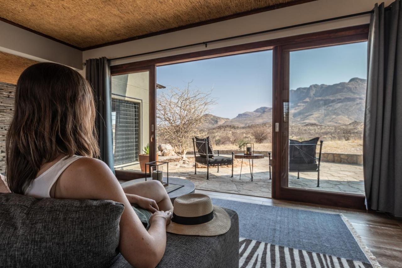 Hohenstein Lodge Usakos Экстерьер фото