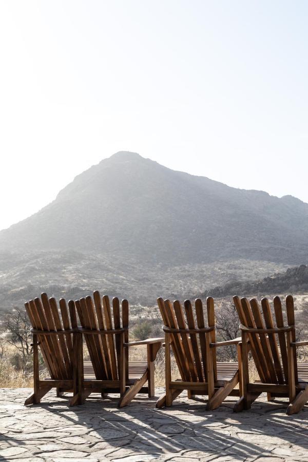 Hohenstein Lodge Usakos Экстерьер фото